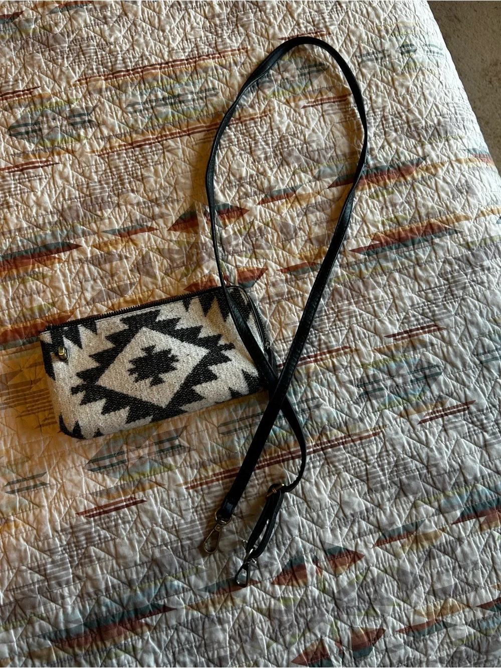 Black & White Aztec Zip Wristlet Wallet